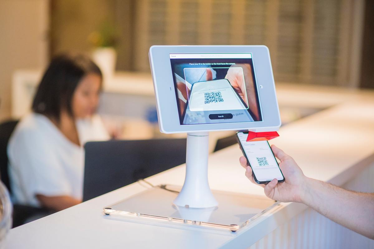How Self Service Kiosks Could Deliver You ROI min - News